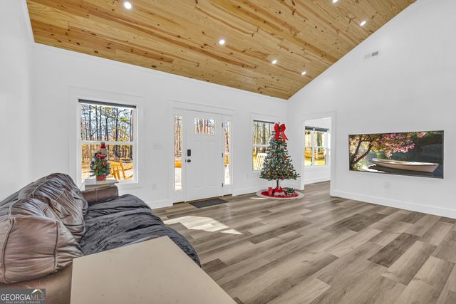 173 Laura Drive, Martin, GA 30557