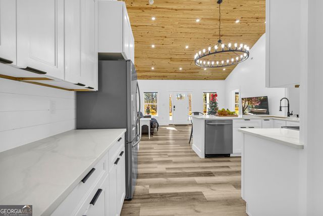 173 Laura Drive, Martin, GA 30557