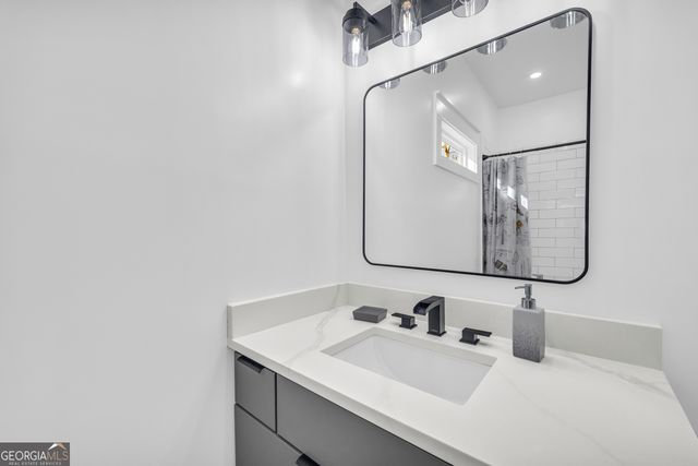 173 Laura Drive, Martin, GA 30557