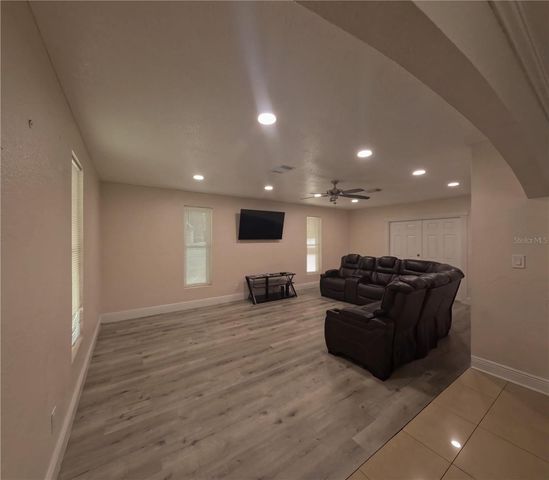 8507 N BROOKS STREET, Tampa, FL 33604