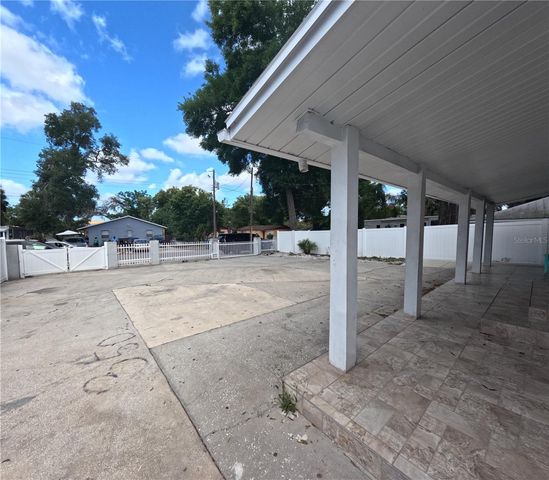 8507 N BROOKS STREET, Tampa, FL 33604