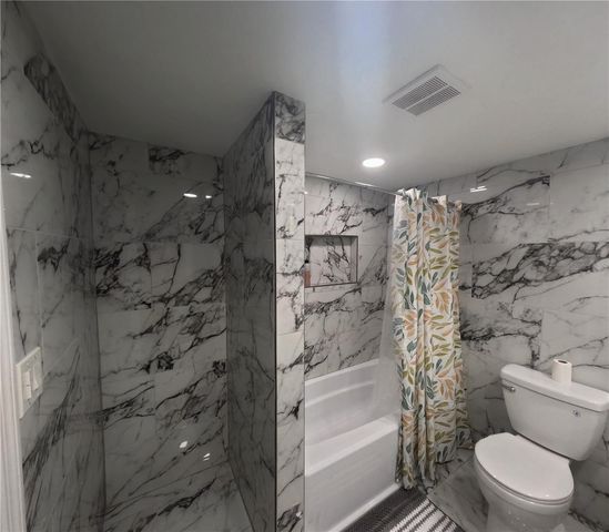 8507 N BROOKS STREET, Tampa, FL 33604