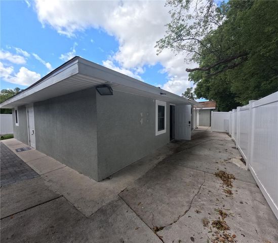 8507 N BROOKS STREET, Tampa, FL 33604