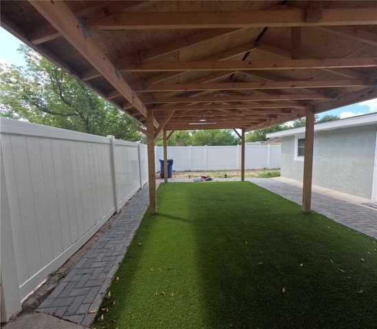 8507 N BROOKS STREET, Tampa, FL 33604