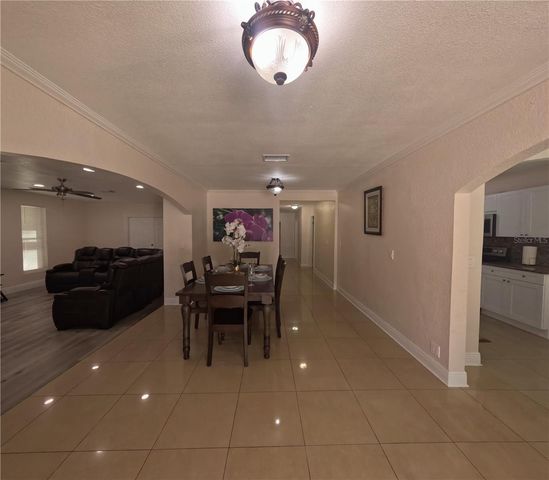 8507 N BROOKS STREET, Tampa, FL 33604