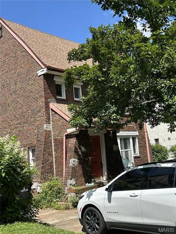 7729 Delmar Boulevard, University City, MO 63130