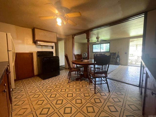 1001 Marion Avenue, Mena, AR 71953