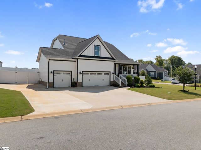 718 Amherst Glen Drive, Greer, SC 29651