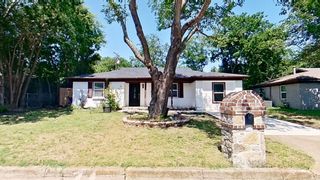 424 Parkside Drive, White Settlement, TX 76108