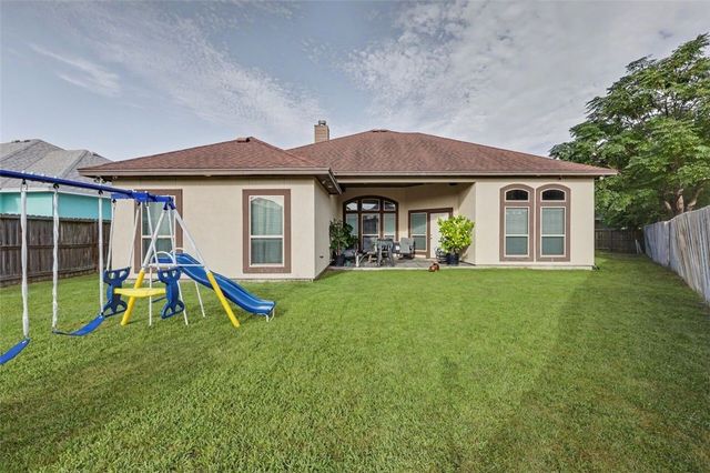 5701 Bella Di Giorno Dr, Corpus Christi, TX 78414