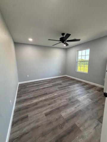 385 Lone Oak Drive, Somerset, KY 42503