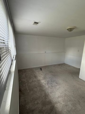 7410 East Avenue, Hanover Park, IL 60133