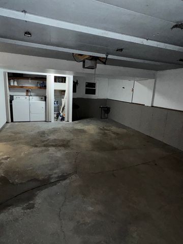7410 East Avenue, Hanover Park, IL 60133