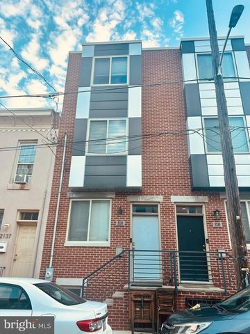2135 MOUNTAIN ST, Philadelphia, PA 19145