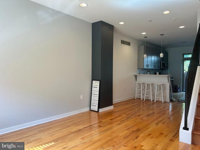 2135 MOUNTAIN ST, Philadelphia, PA 19145