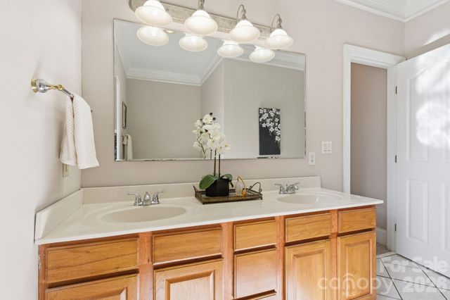 8 Sweet Gum Drive, Asheville, NC 28805