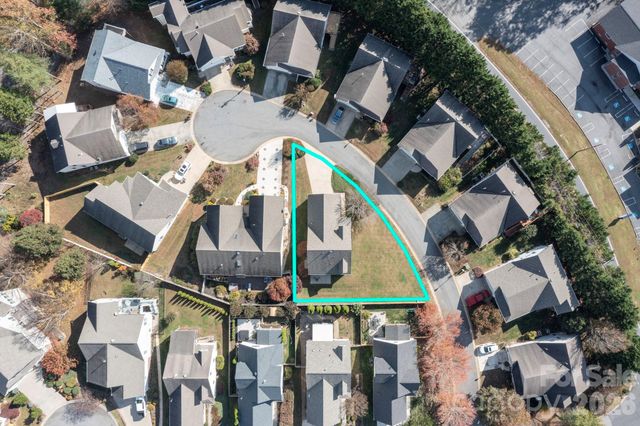 8 Sweet Gum Drive, Asheville, NC 28805