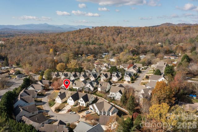 8 Sweet Gum Drive, Asheville, NC 28805