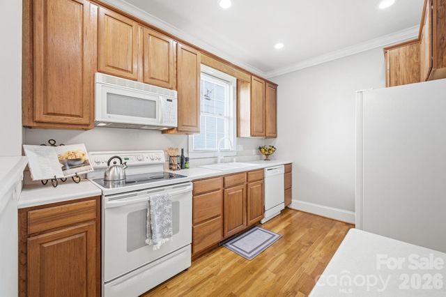 8 Sweet Gum Drive, Asheville, NC 28805