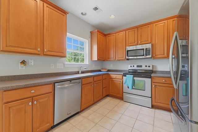 9652 Folklore Drive, Summerville, SC 29485