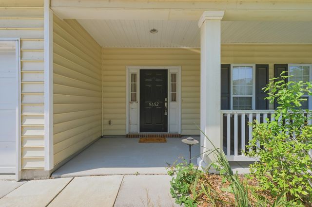 9652 Folklore Drive, Summerville, SC 29485