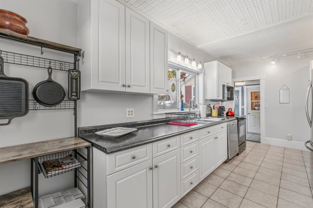 59 Colby Street, Colebrook, NH 03576