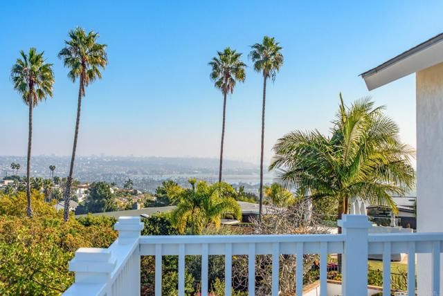 2193 Harbour Heights Rd, San Diego, CA 92109