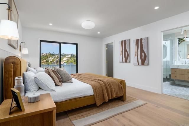 2193 Harbour Heights Rd, San Diego, CA 92109