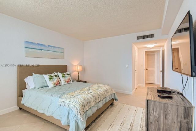 2501 S Ocean Drive 308, Hollywood, FL 33019