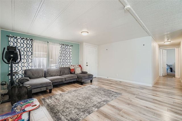 5974 Mount McKinley Avenue, Las Vegas, NV 89156