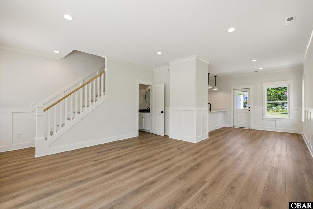 Image 14 of property listing at 517 Ananias Dare Street Unit 4, Manteo, NC 27954