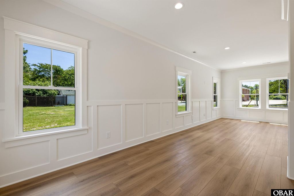 Image 22 of property listing at 517 Ananias Dare Street Unit 4, Manteo, NC 27954