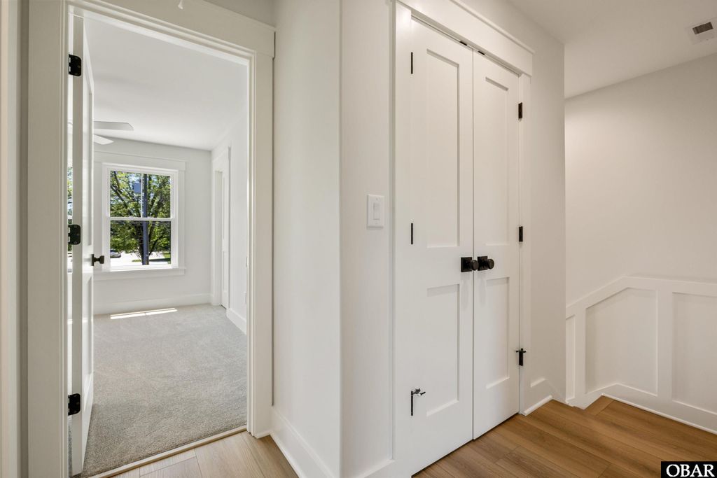 Image 28 of property listing at 517 Ananias Dare Street Unit 4, Manteo, NC 27954