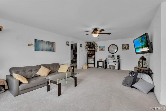 1370 Maple Road 5, Amherst, NY 14221