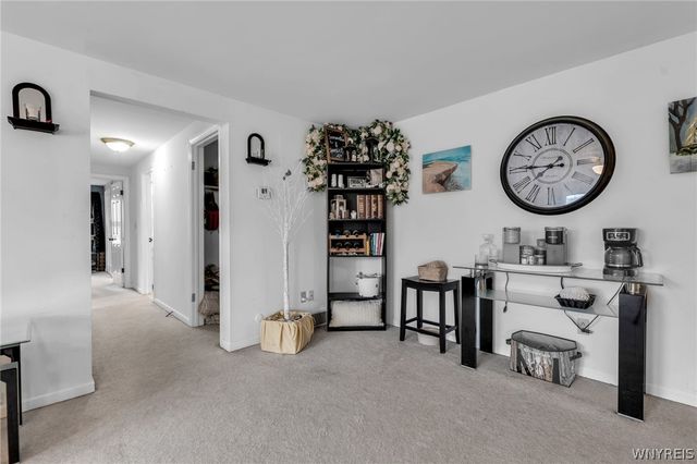 1370 Maple Road 5, Amherst, NY 14221