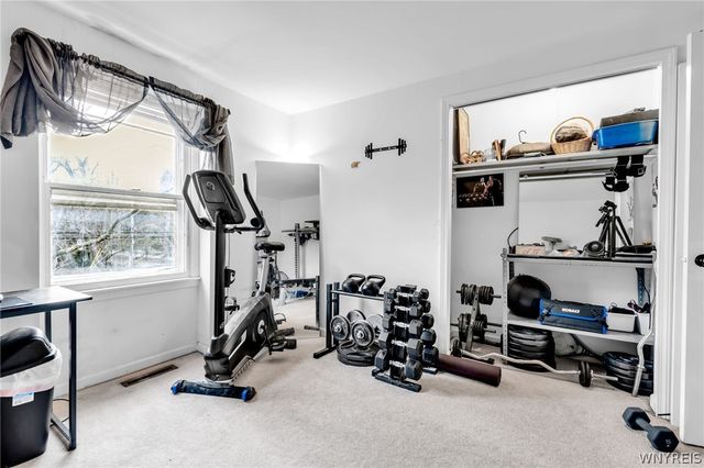 1370 Maple Road 5, Amherst, NY 14221