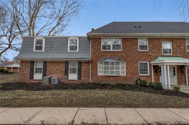 1370 Maple Road 5, Amherst, NY 14221