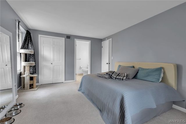 1370 Maple Road 5, Amherst, NY 14221