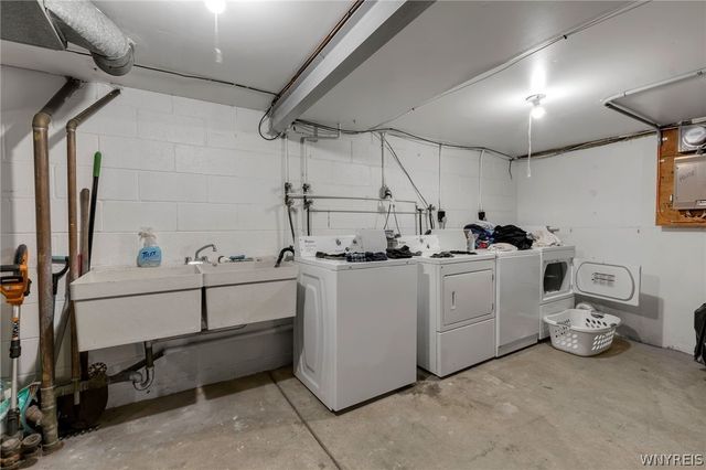 1370 Maple Road 5, Amherst, NY 14221