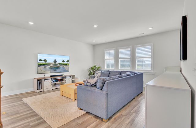 177 Helena Park Drive, Summerville, SC 29486