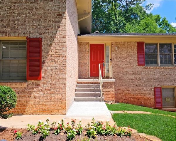 4828 Scotland Drive, Stone Mountain, GA 30088