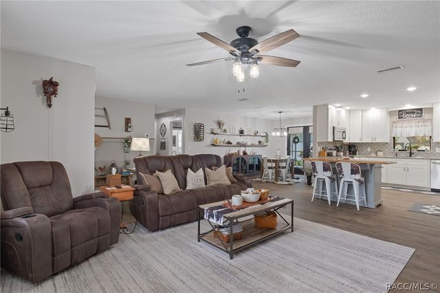 3218 S Rose Avenue, Inverness, FL 34450