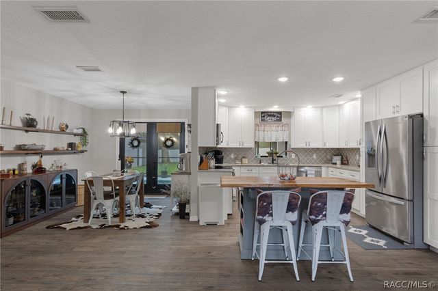 3218 S Rose Avenue, Inverness, FL 34450