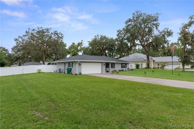 3218 S Rose Avenue, Inverness, FL 34450