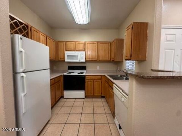 2929 W Yorkshire Drive 2110, Phoenix, AZ 85027