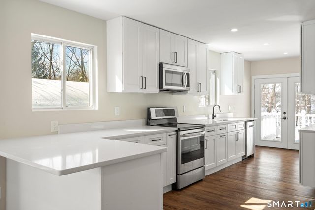 6 Juniper Ridge Drive, Danbury, CT 06811