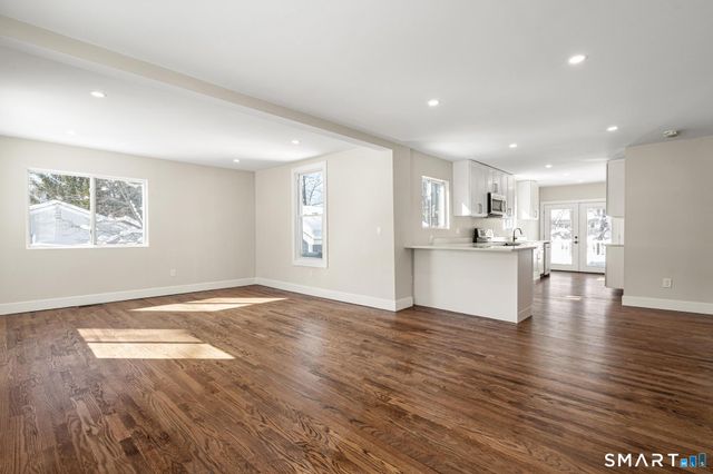 6 Juniper Ridge Drive, Danbury, CT 06811