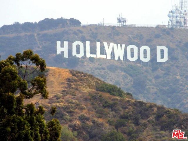 7250 Franklin Avenue 901, Los Angeles, CA 90046