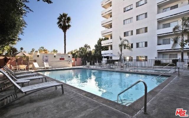 7250 Franklin Avenue 901, Los Angeles, CA 90046