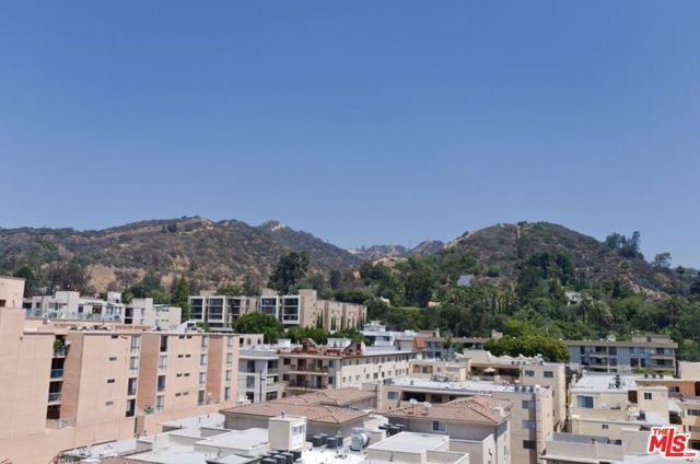 7250 Franklin Avenue 901, Los Angeles, CA 90046